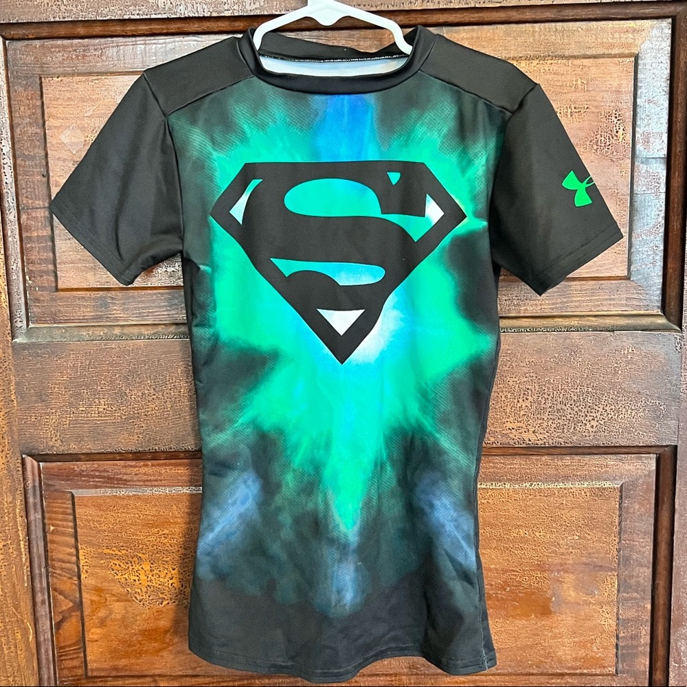 UNDER ARMOUR | Girls Size Youth Extra Small | SUPER GIRL COMPRESSION SHIRT